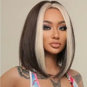 Strip Blonde Have Fun